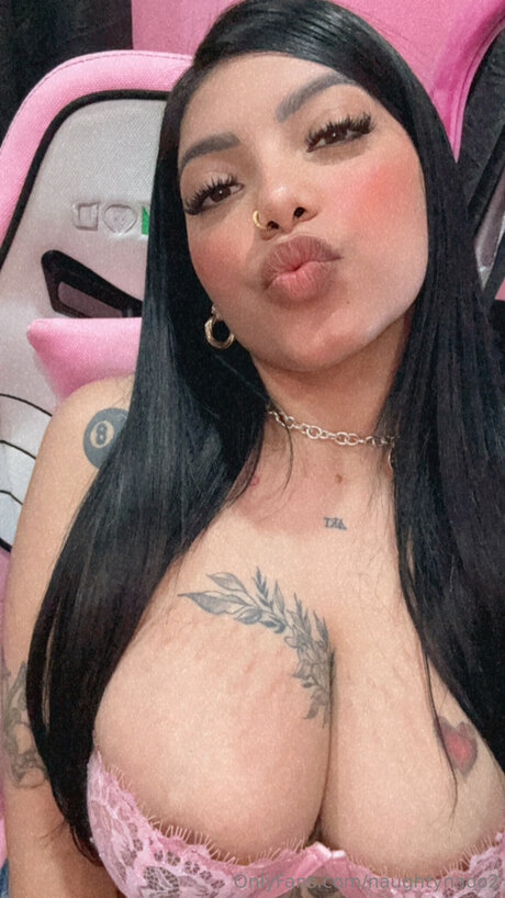 Photo nue de fuite OnlyFans de Naughtynaoo2