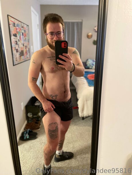 Photo nue de fuite OnlyFans de Dylandixon