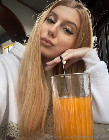 Photo nue de fuite OnlyFans de Doloresdreams88