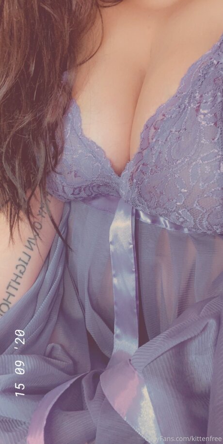 Photo nue de fuite OnlyFans de Luvrlys