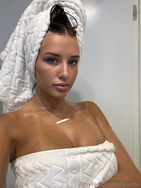 Photo nue de fuite OnlyFans de Shyjudge