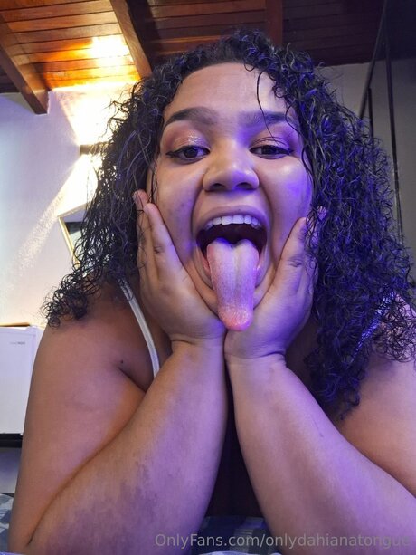 Onlydahianatongue