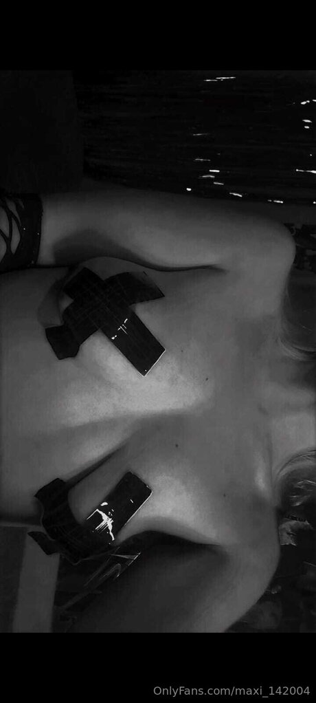 Photo nue de fuite OnlyFans de Maxi 142004