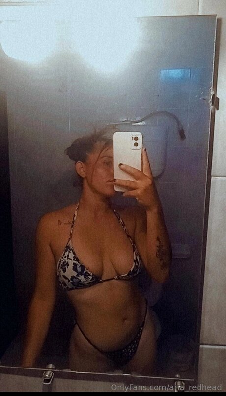 Photo nue de fuite OnlyFans de Aria Redhead