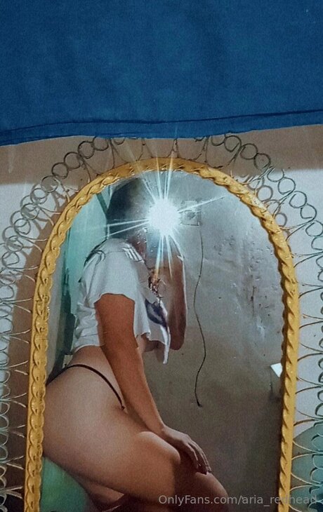Aria Redhead