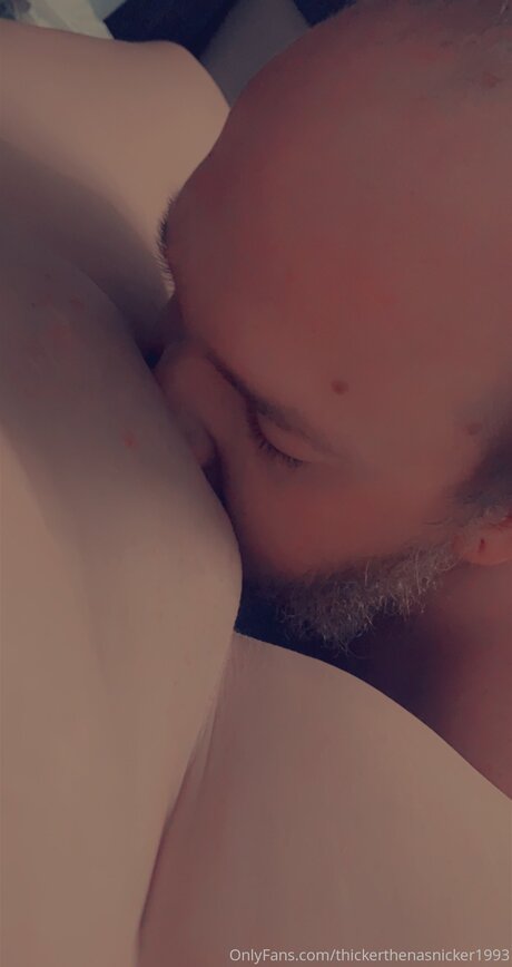Photo nue de fuite OnlyFans de Thickerthenasnicker1993