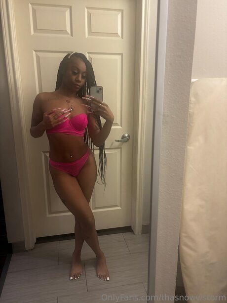 Photo nue de fuite OnlyFans de Thasnowwstorm