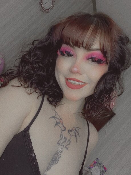 Photo nue de fuite OnlyFans de Trixxieee 222
