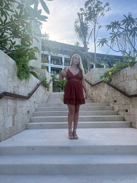Photo nue de fuite OnlyFans de Reaganjames
