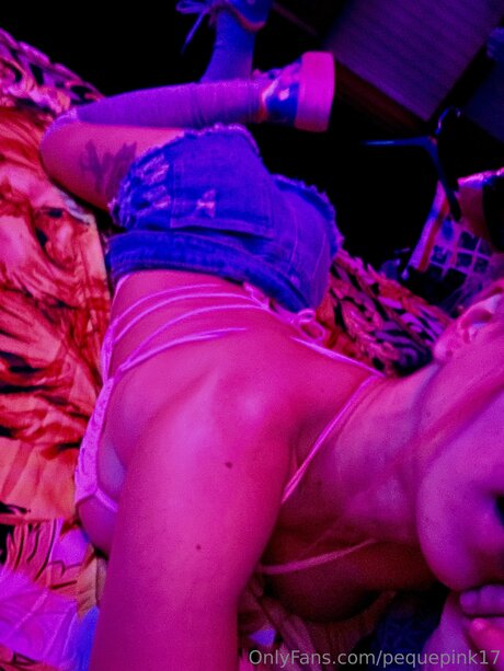 Photo nue de fuite OnlyFans de Pequepink17