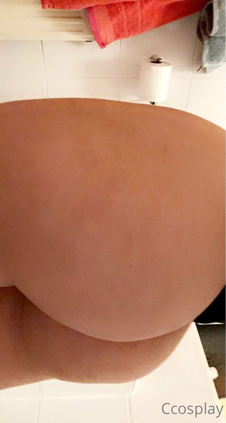 Photo nue de fuite OnlyFans de Adios People