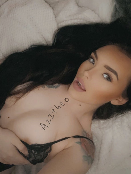 Photo nue de fuite OnlyFans de Louisamaya