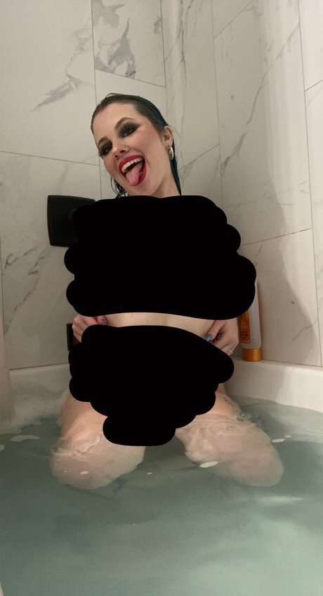 Photo nue de fuite OnlyFans de Abiabiabi