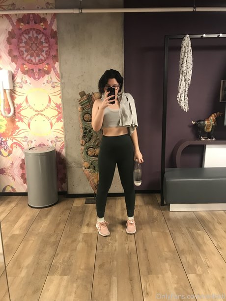 Photo nue de fuite OnlyFans de Lotti N