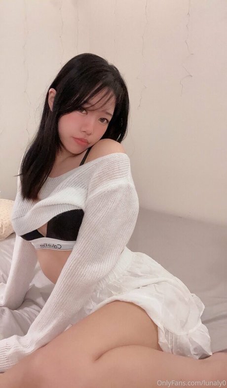 Photo nue de fuite OnlyFans de Lunabunniy