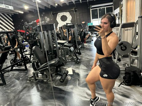 Photo nue de fuite OnlyFans de Taylorg98