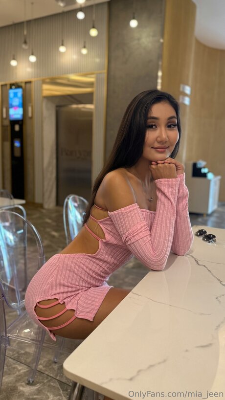 Photo nue de fuite OnlyFans de Mia Jeen