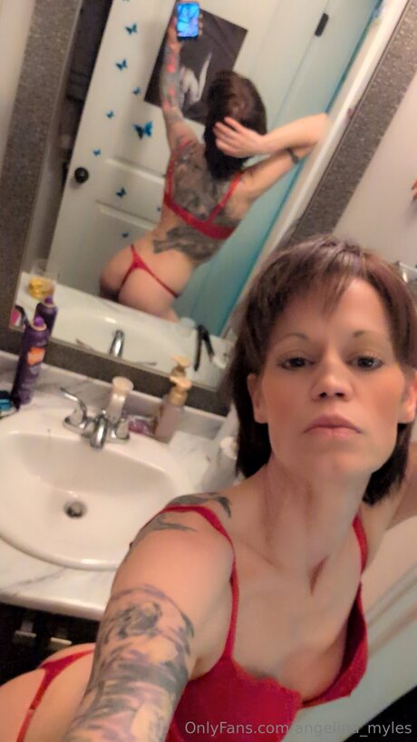 Photo nue de fuite OnlyFans de Angelina Myles