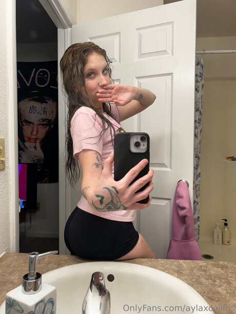 Photo nue de fuite OnlyFans de Aylaxcollins