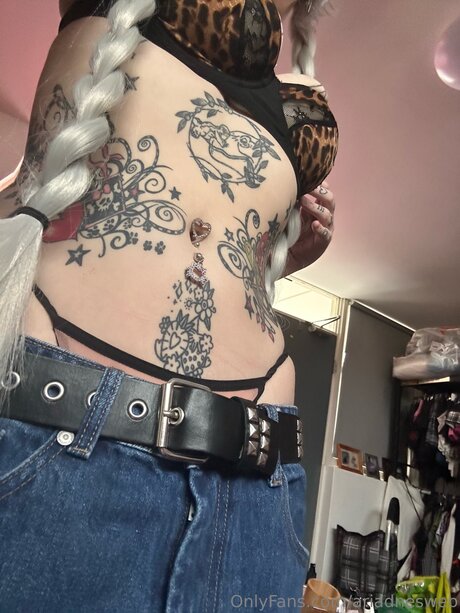 Photo nue de fuite OnlyFans de Ariadnesweb