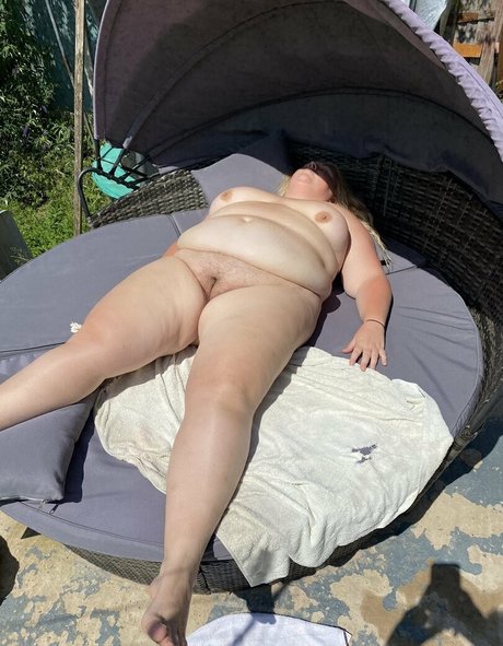 Photo nue de fuite OnlyFans de Adelesexyuk