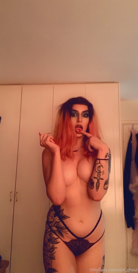 Photo nue de fuite OnlyFans de Saiint Jimmy