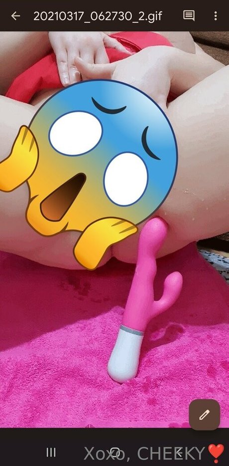 Photo nue de fuite OnlyFans de Acheekygirl