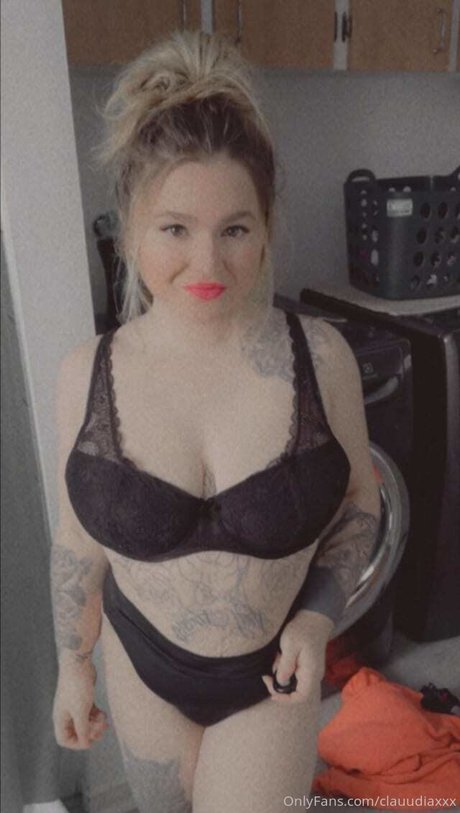 Photo nue de fuite OnlyFans de Claudia Lussier