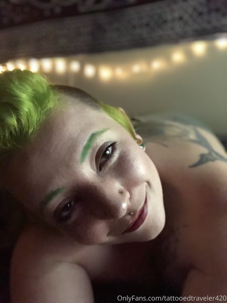 Photo nue de fuite OnlyFans de Unicornbuttstuff