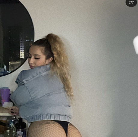 Photo nue de fuite OnlyFans de Roxiieefoxxx