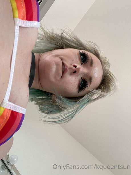 Photo nue de fuite OnlyFans de Emily Something