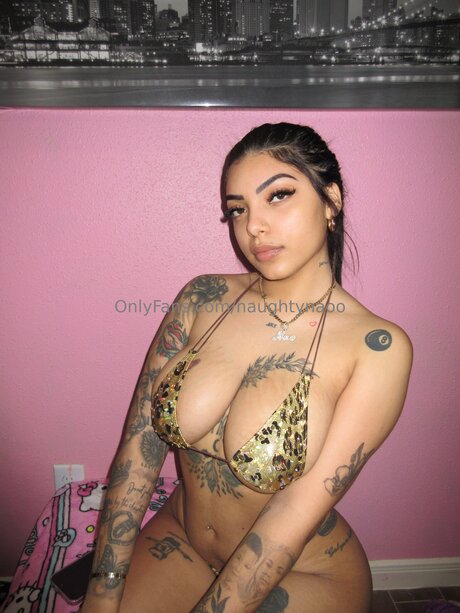 Photo nue de fuite OnlyFans de Naughtynaoo