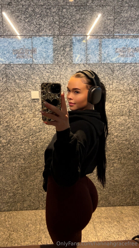Photo nue de fuite OnlyFans de Hannahgracefree