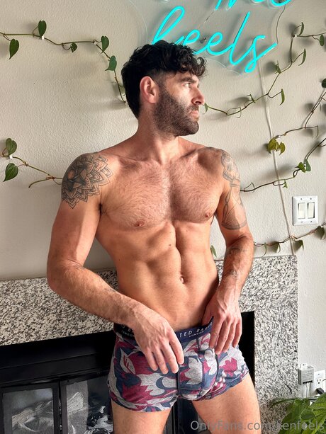 Photo nue de fuite OnlyFans de Kenfeels