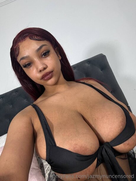 Photo nue de fuite OnlyFans de Jazmynuncensored