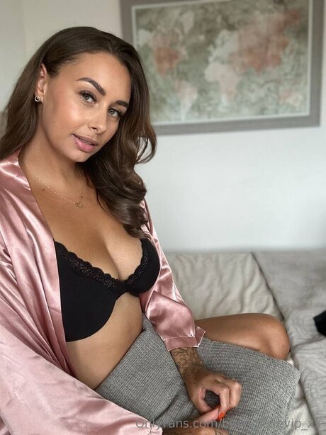 Bustybellevip Xx