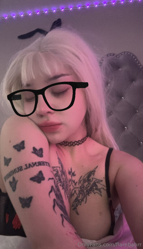 Photo nue de fuite OnlyFans de Flarebahrr