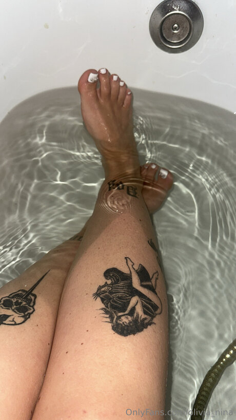 Photo nue de fuite OnlyFans de Olivia Nina