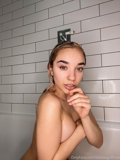 Photo nue de fuite OnlyFans de Ella Baig