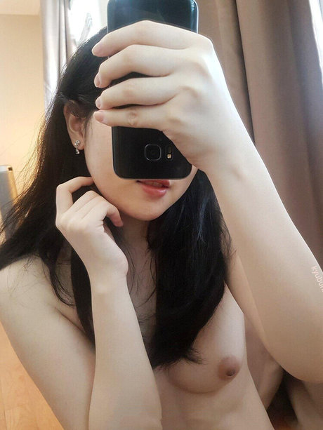 Photo nue de fuite OnlyFans de Crystal