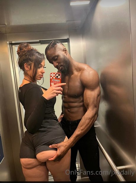 Photo nue de fuite OnlyFans de Jxadaily
