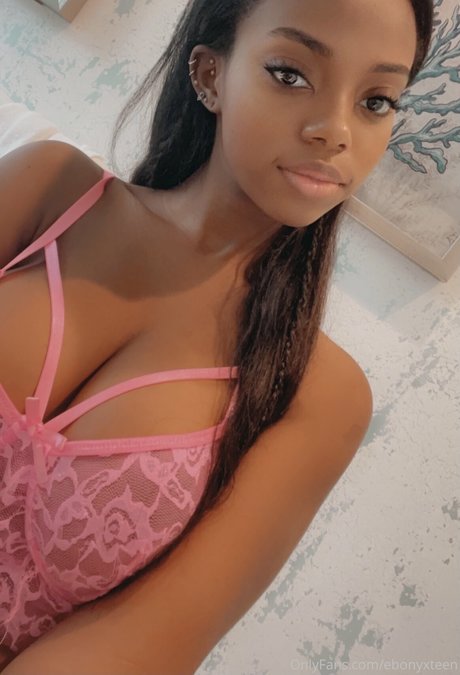 Photo nue de fuite OnlyFans de Ebonyxvenus