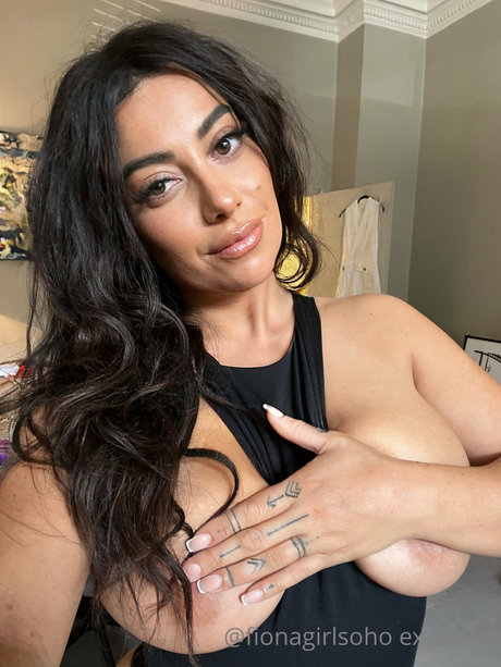 Photo nue de fuite OnlyFans de Fiona Siciliano