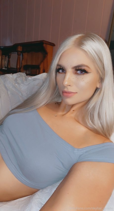 Photo nue de fuite OnlyFans de Sky Selene