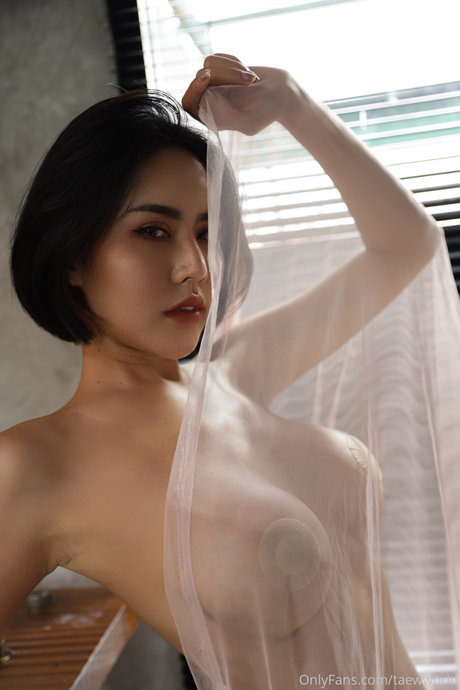 Photo nue de fuite OnlyFans de Taewwaw Kanyakan