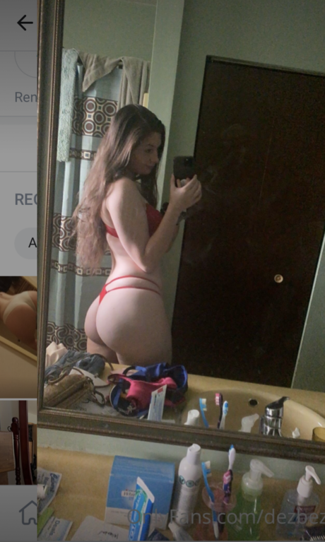 Photo nue de fuite OnlyFans de Dezbez
