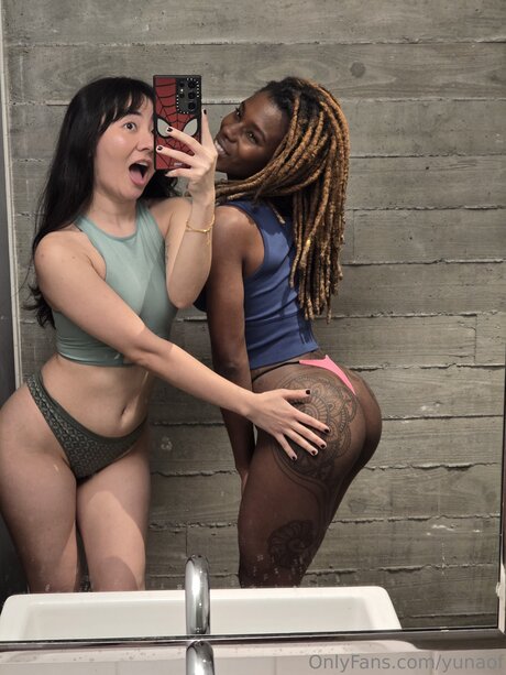 Yunaof