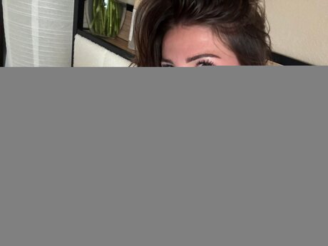 Photo nue de fuite OnlyFans de Poutyky
