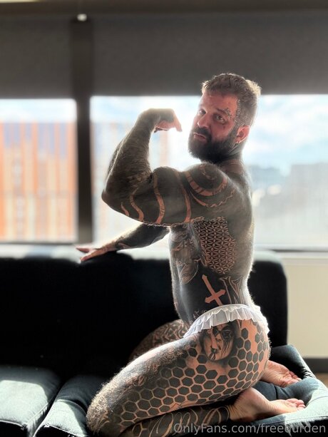 Photo nue de fuite OnlyFans de Freedurden