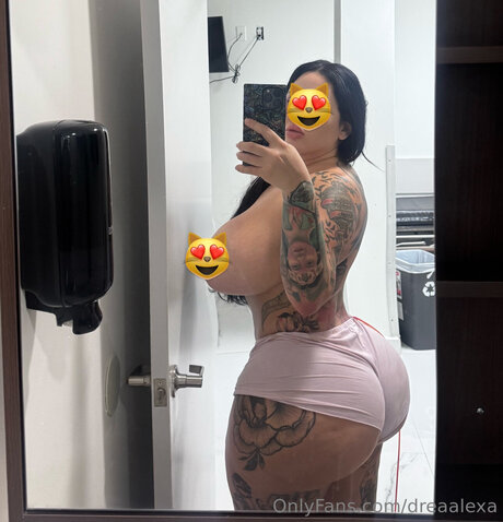 Photo nue de fuite OnlyFans de Dreaalexa